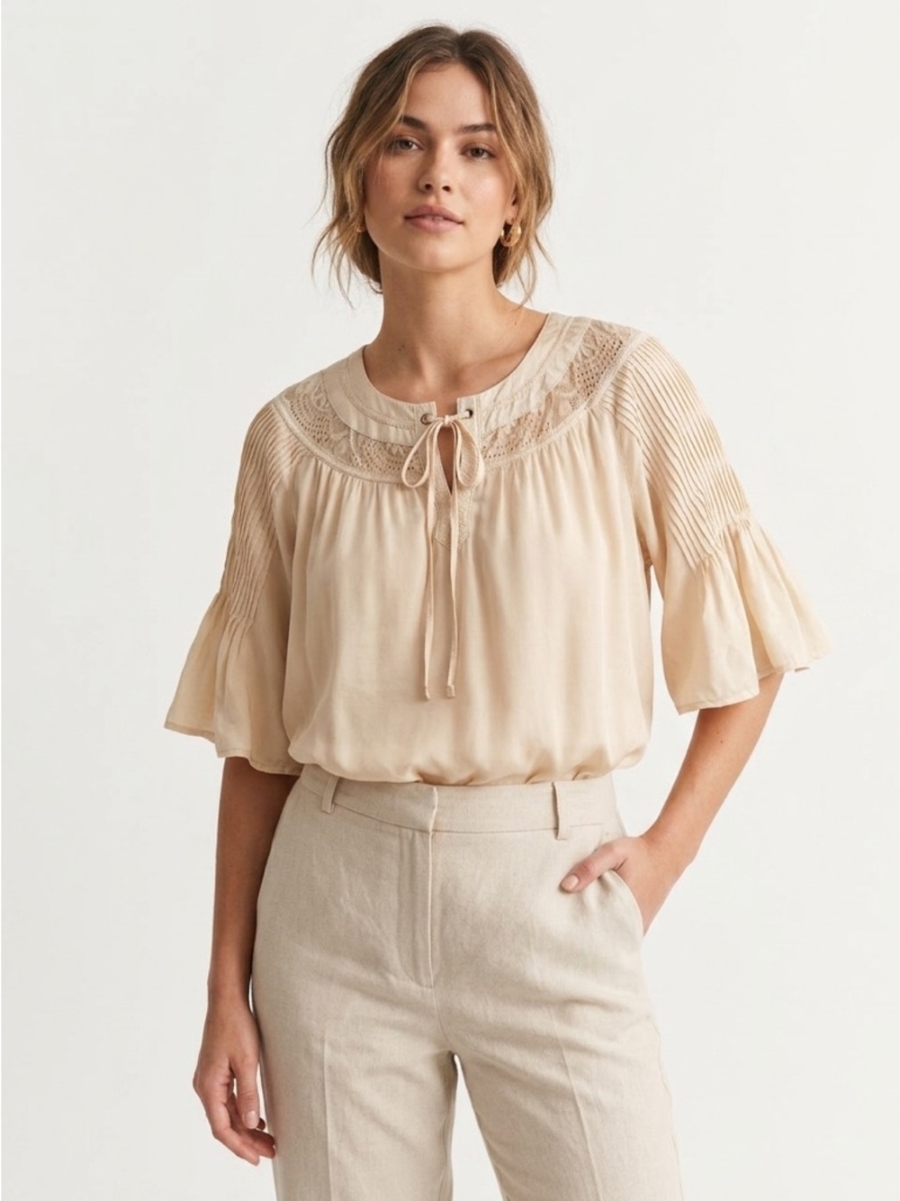 Sundance Peasant Blouse Lace Yoke Tie Neck Pleated Sleeve Rayon Cream Medium